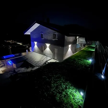 Alisha Mountain View Apartman *