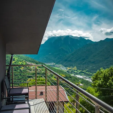 Alisha Mountain View Apartman Casargo