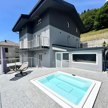 Alisha Mountain View Apartman *